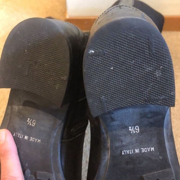 𝅺Aquatalia mid calf black leather boots - Picture 6 of 13